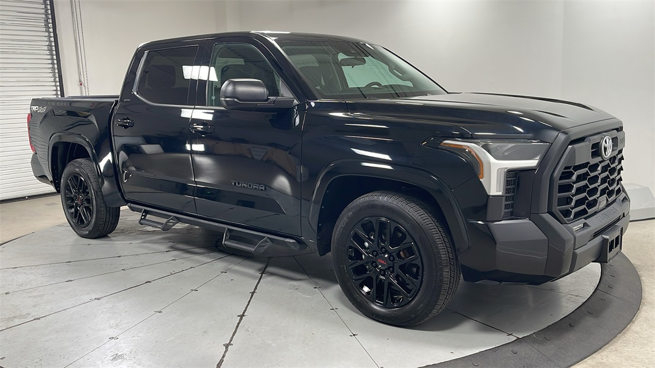 2022 Toyota Tundra SR5 photo 3