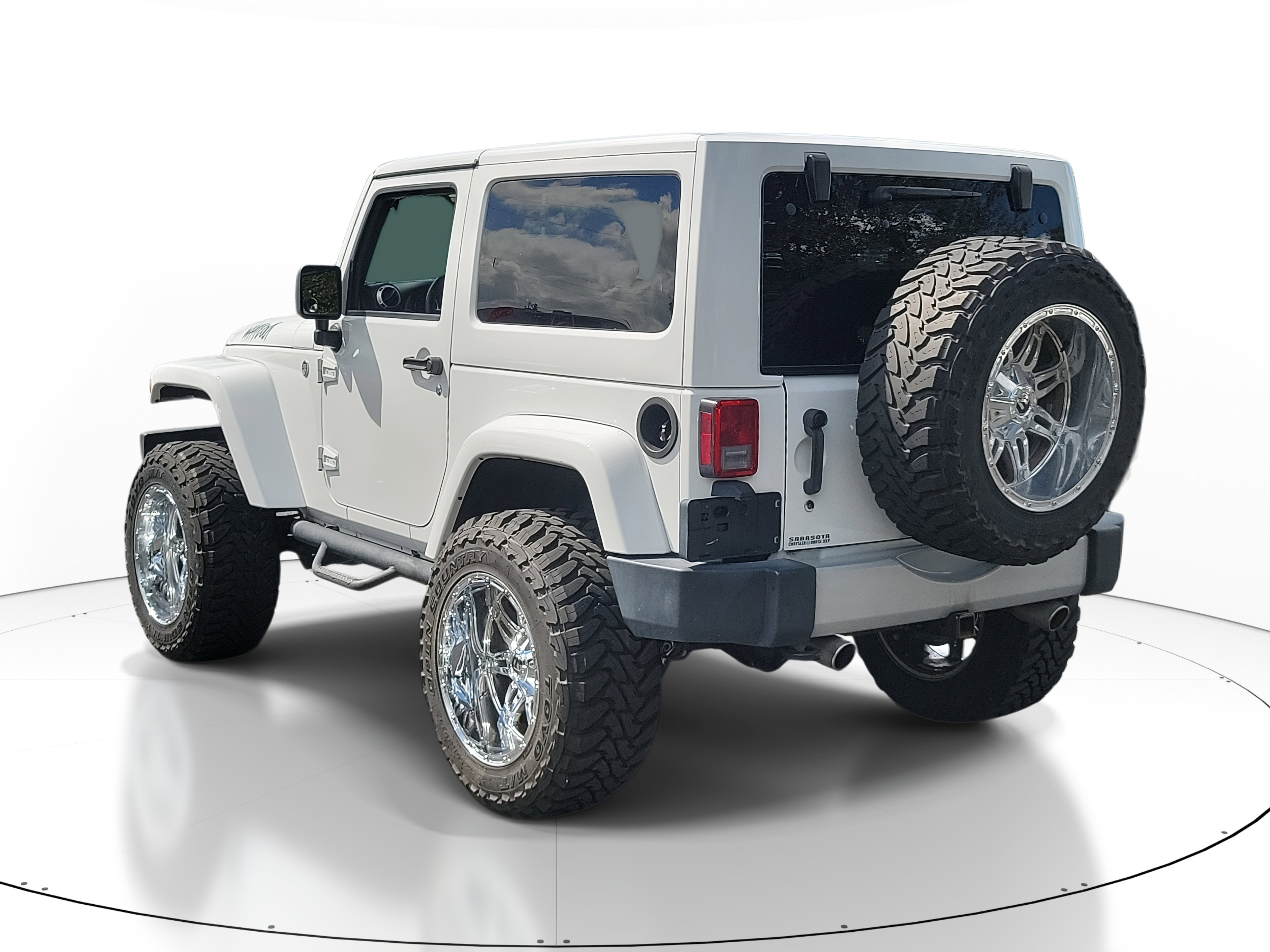 2017 Jeep Wrangler Sahara photo 4