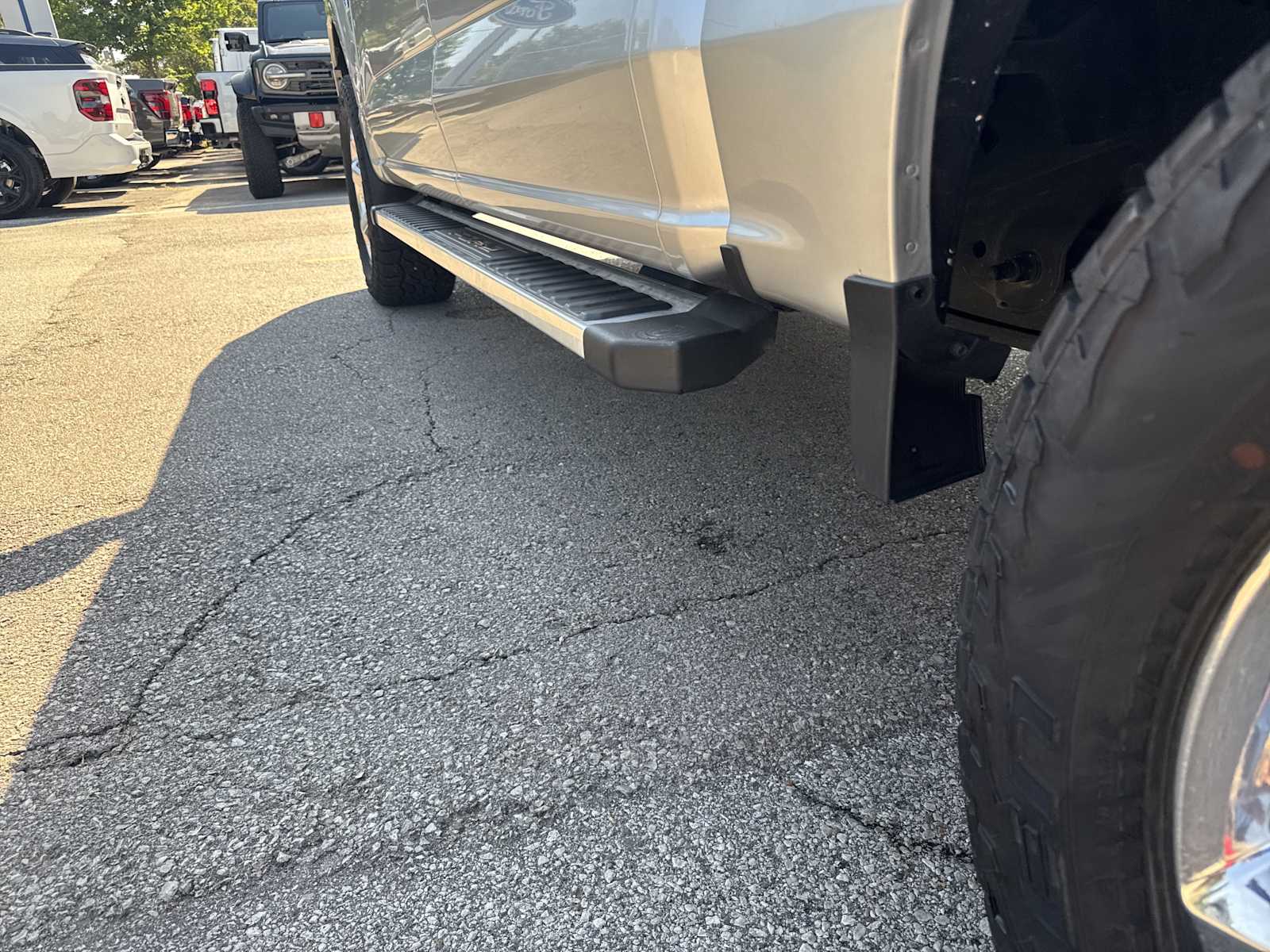 2023 Ford F-150 Lariat photo 16
