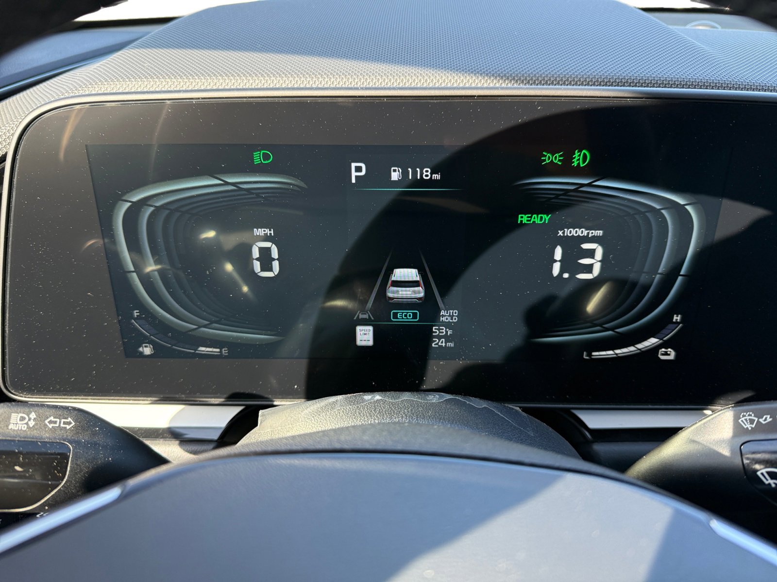 2025 Kia Niro SX photo 11