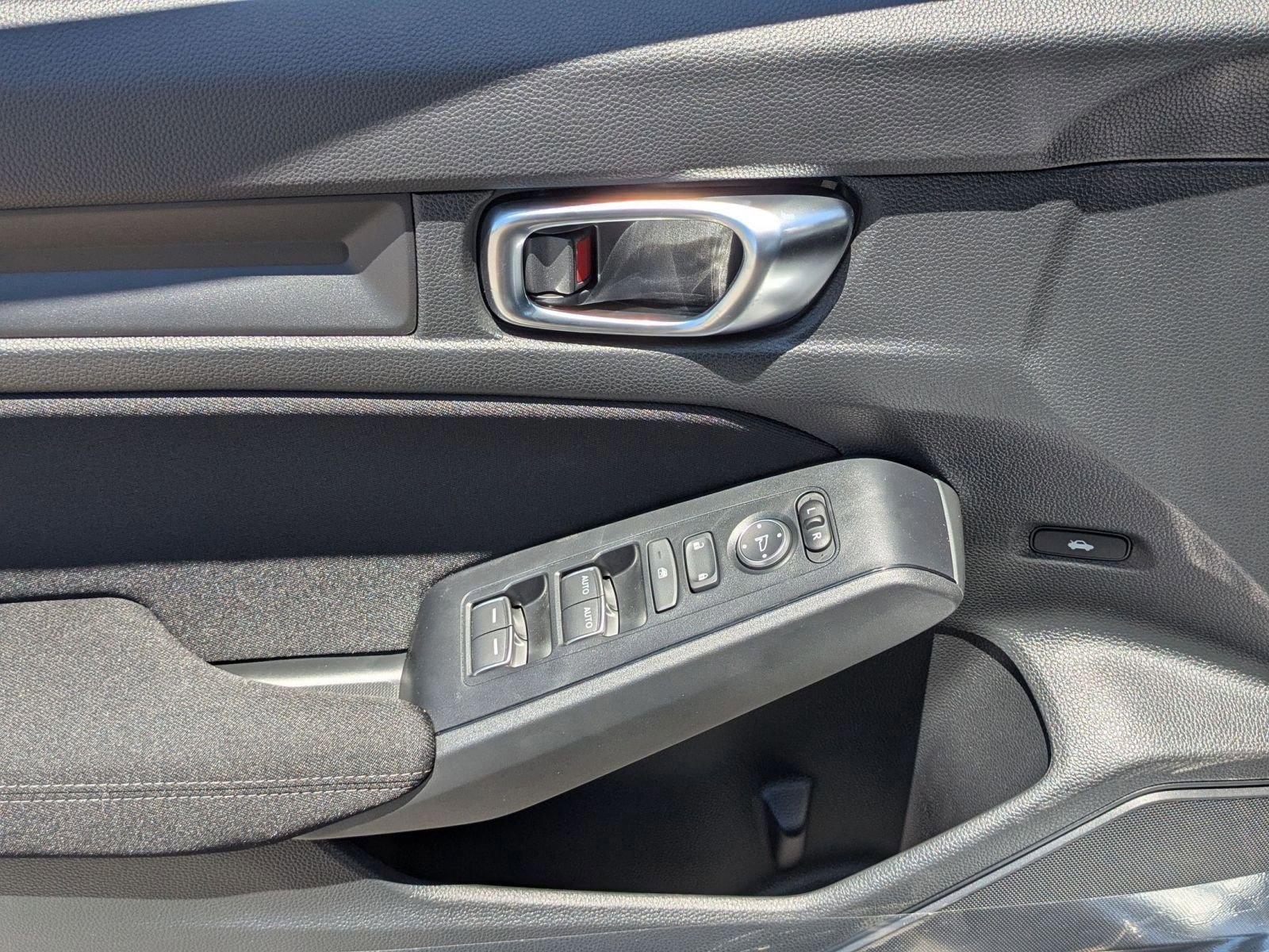 2026 Honda Civic Sport photo 9