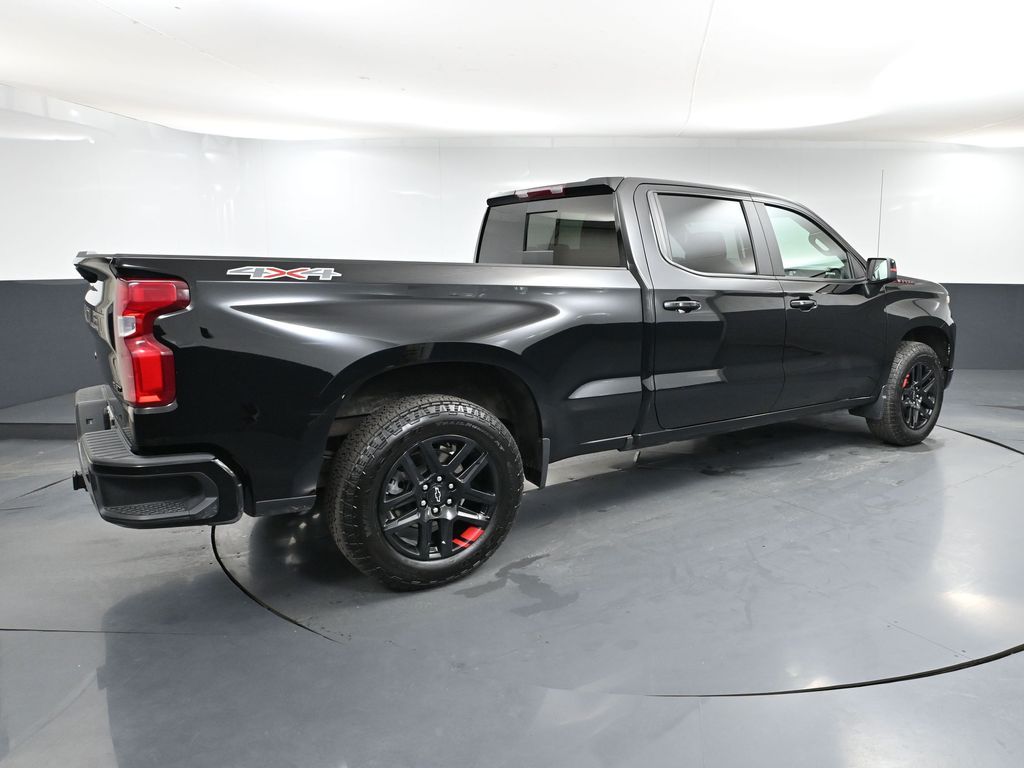 2025 Chevrolet Silverado 1500 RST photo 4