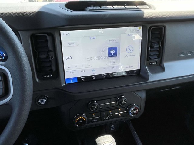 2025 Ford Bronco Base photo 19