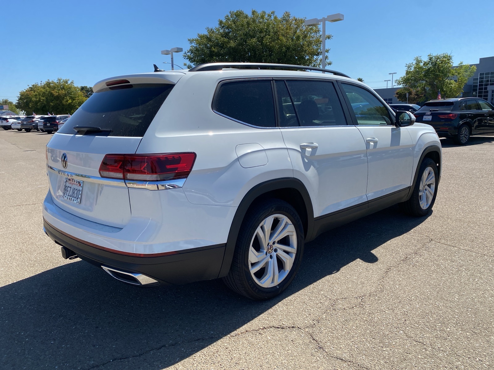 2023 Volkswagen Atlas V6 SE Technology photo 3