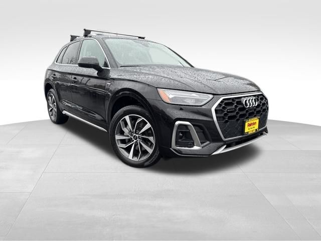 2024 Audi Q5 Premium Plus's photo