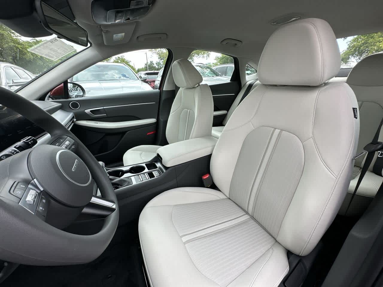 2026 Hyundai Sonata SE photo 13