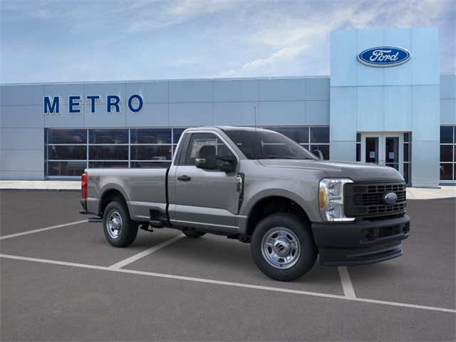 2026 Ford F-350 Super Duty XL's photo