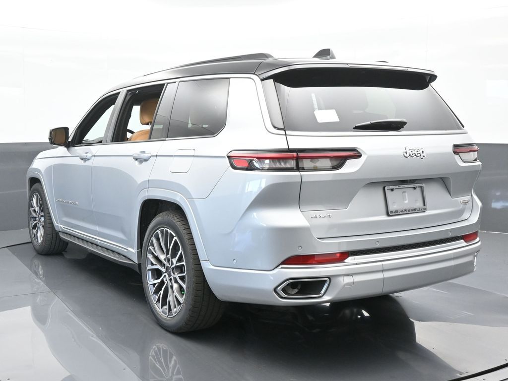 2024 Jeep Grand Cherokee L Summit photo 4