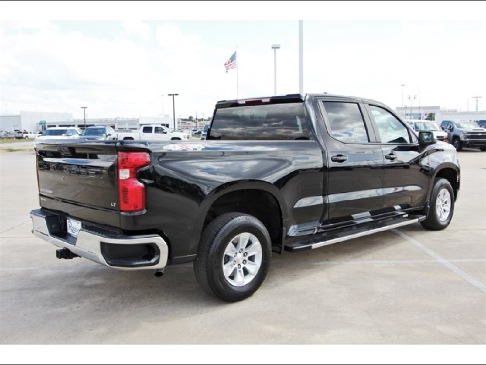 2024 Chevrolet Silverado 1500 LT - 5