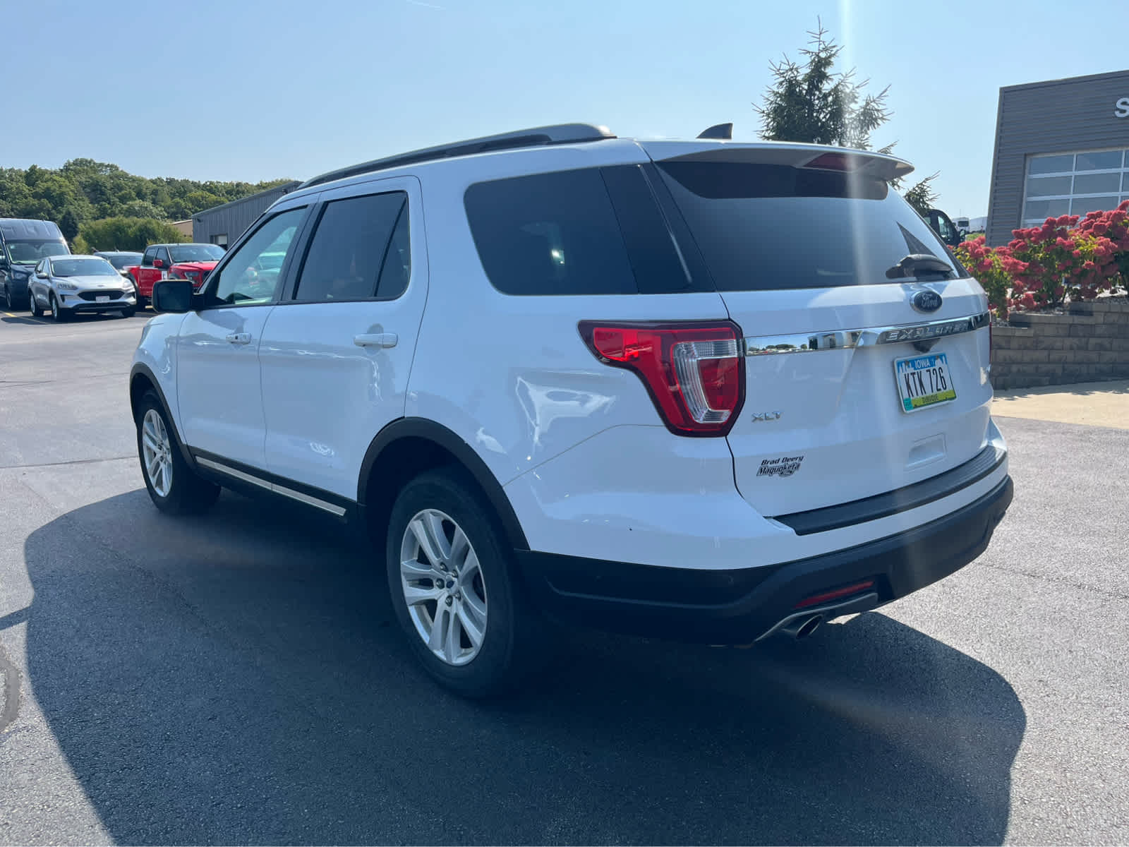 2018 Ford Explorer XLT photo 3