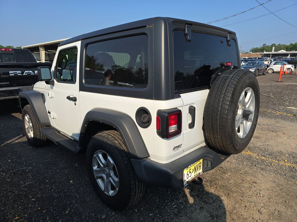 2021 Jeep Wrangler Sport S photo 3