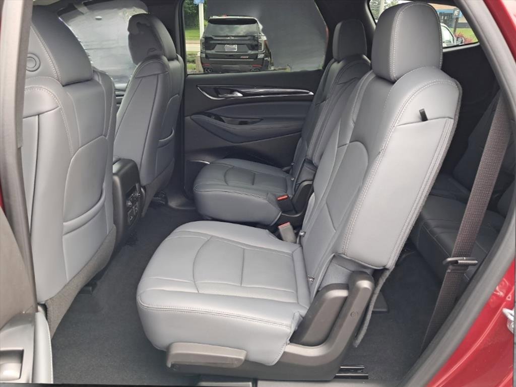 2024 Buick Enclave Premium photo 9