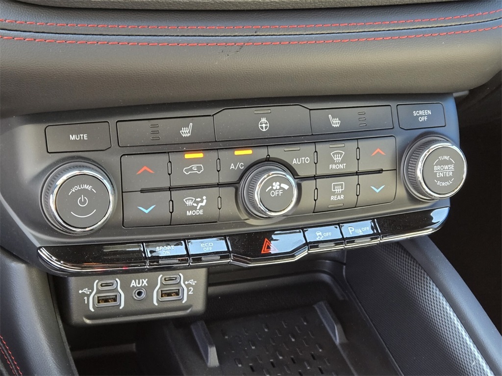 2025 Dodge Durango R/T photo 14