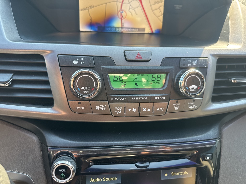 2016 Honda Odyssey Touring Elite photo 27