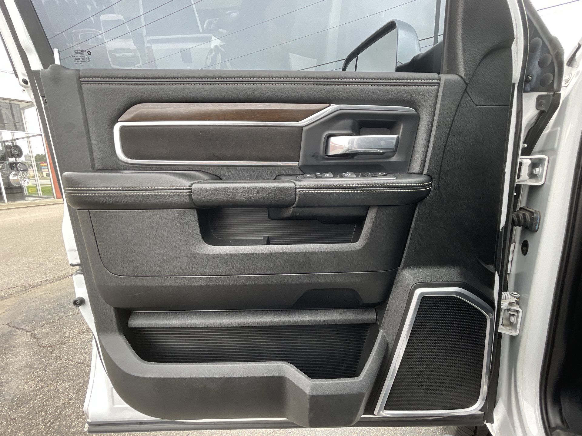 2022 Ram 2500 Laramie photo 53
