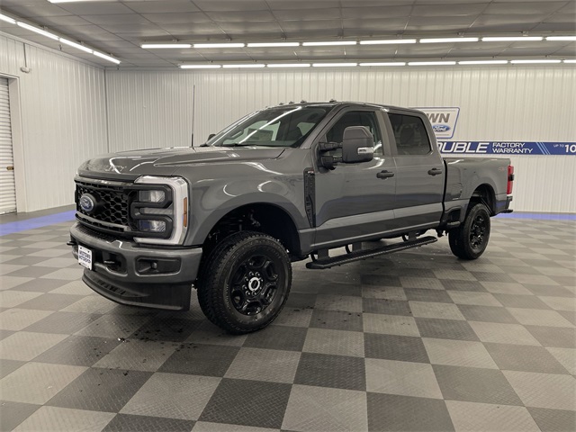 2026 Ford F-250 Super Duty XL's photo