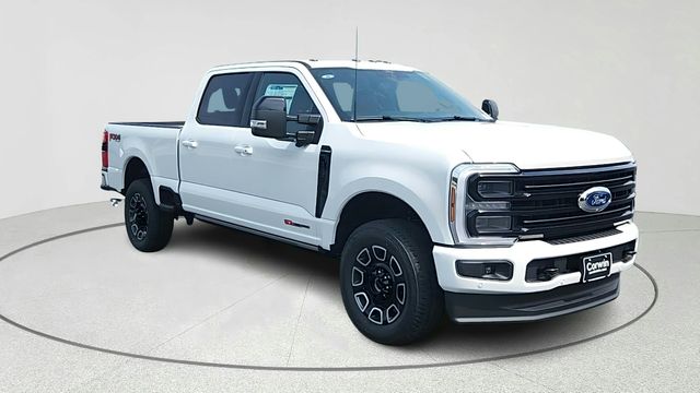 2026 Ford F-350 Super Duty Platinum's photo