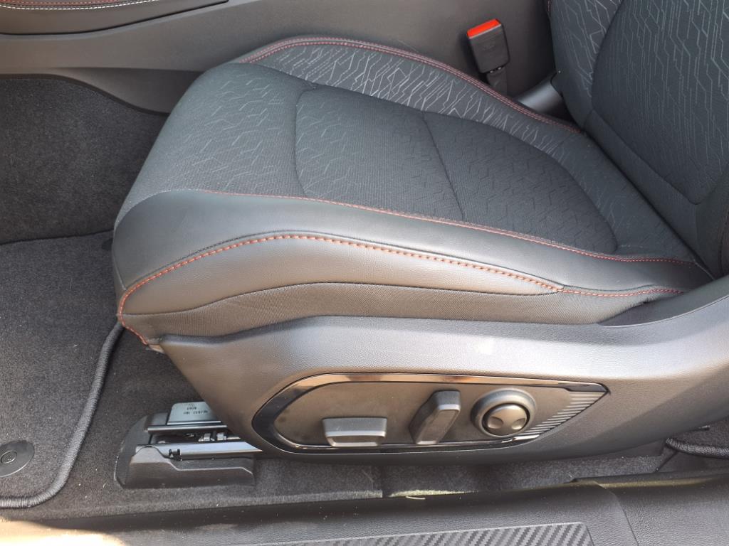 2025 Dodge Charger R/T photo 7