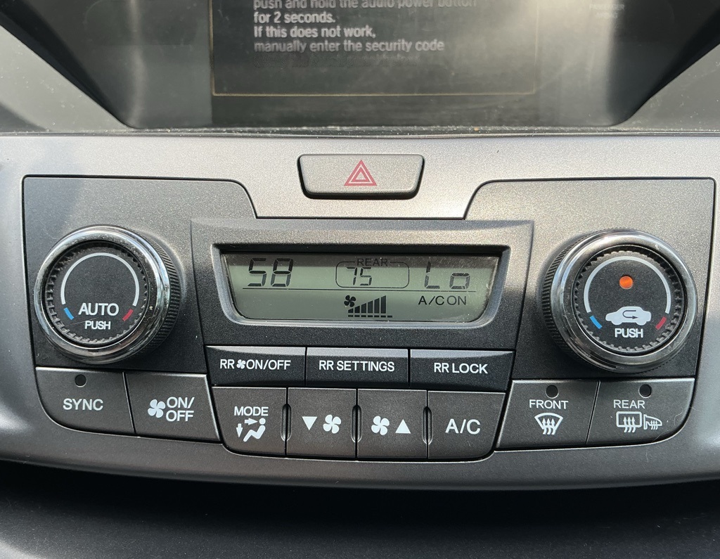 2014 Honda Odyssey EX photo 40