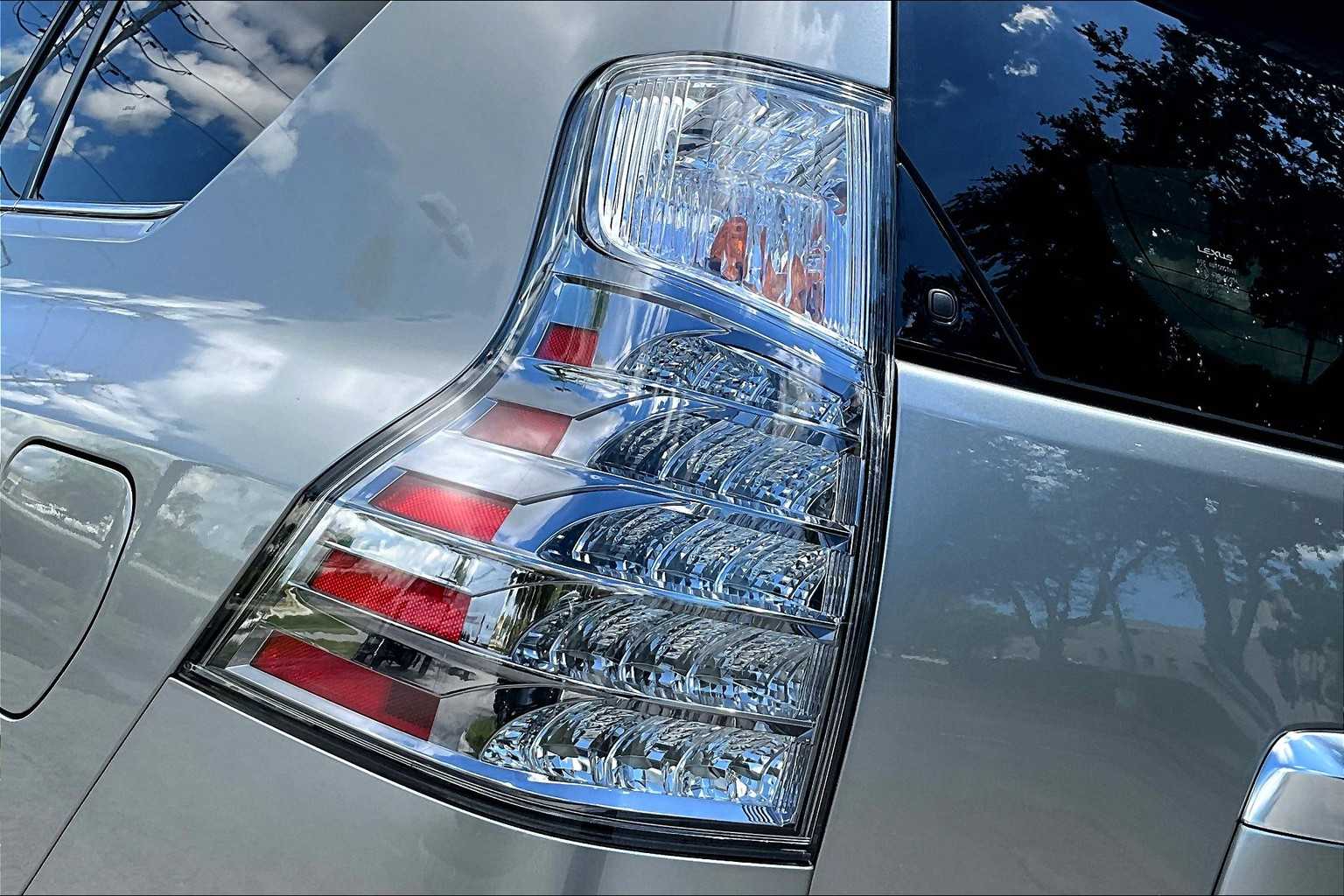 2023 Lexus GX 460 Premium photo 28