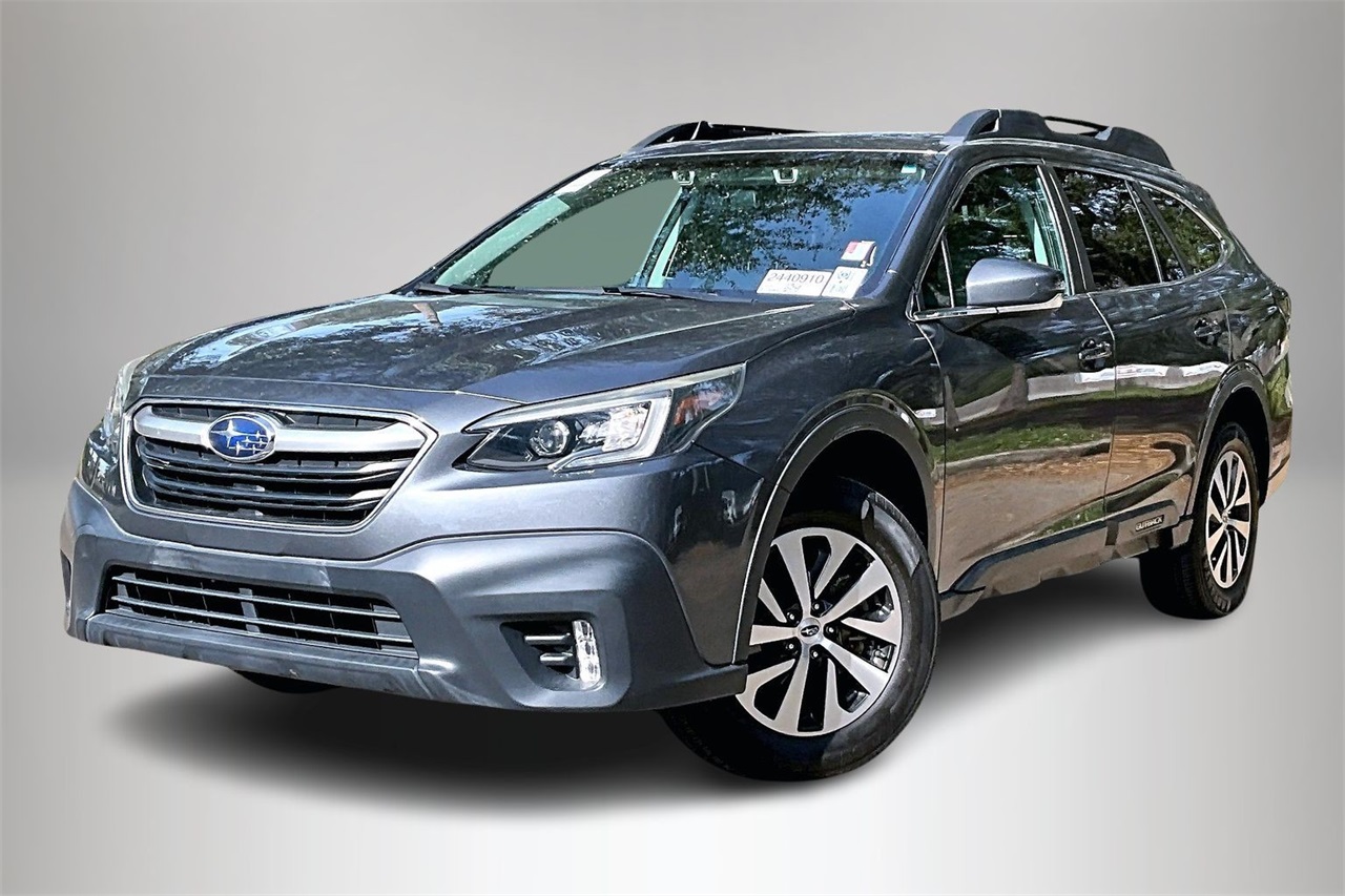 2022 Subaru Outback Premium's photo