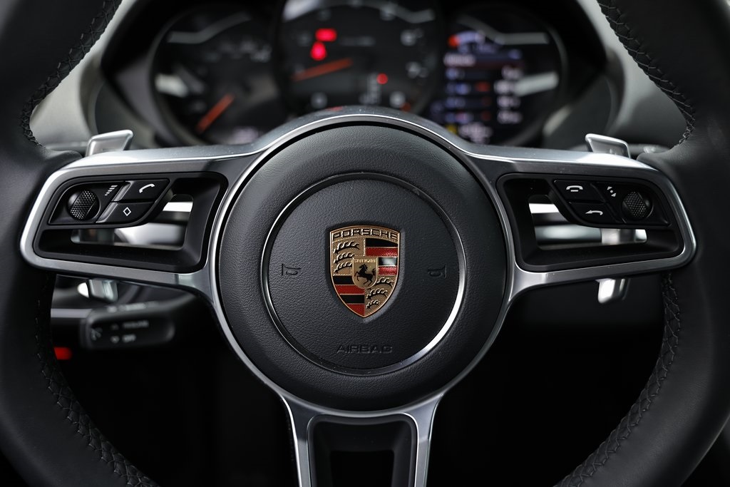 2025 Porsche Cayman Base photo 24