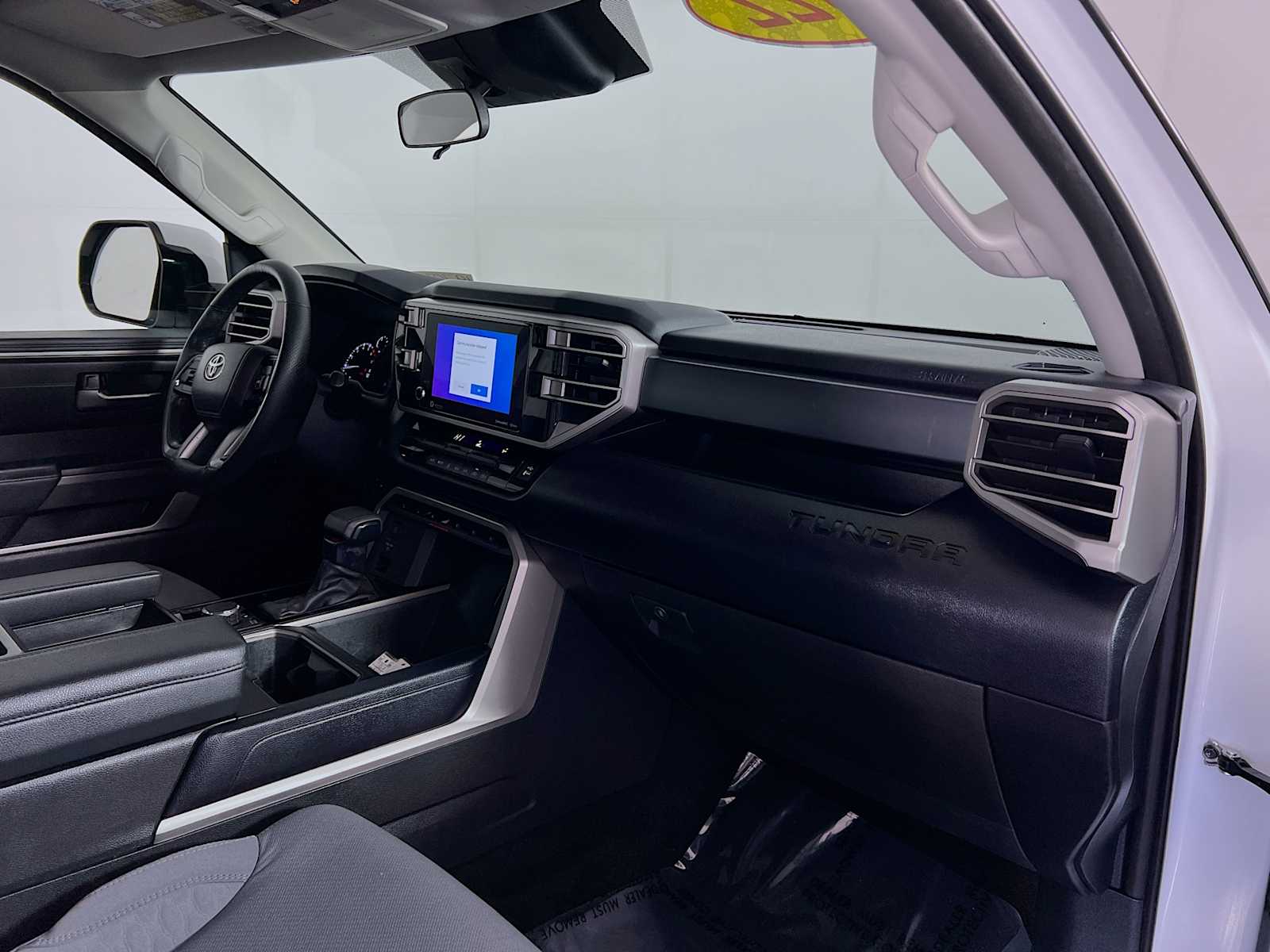 2022 Toyota Tundra SR5 photo 19