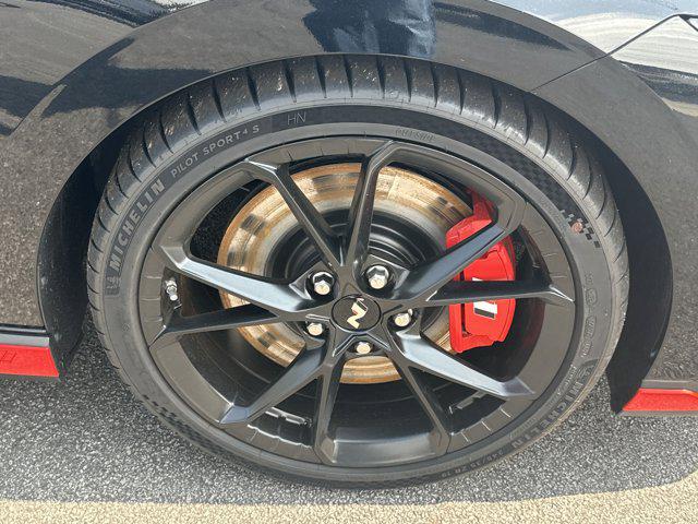 2025 Hyundai Elantra N photo 12