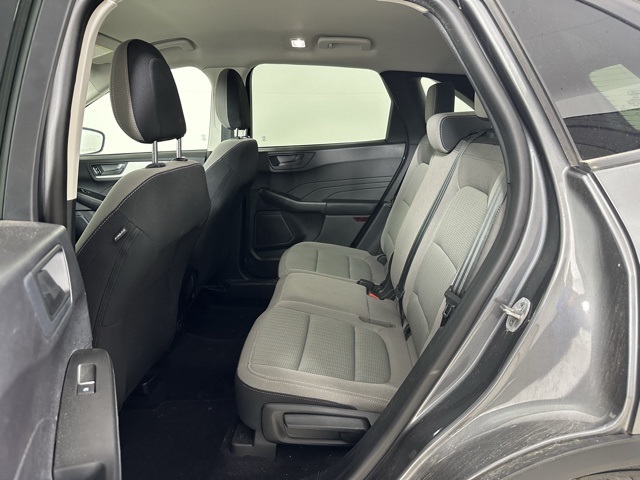 2022 Ford Escape S photo 16