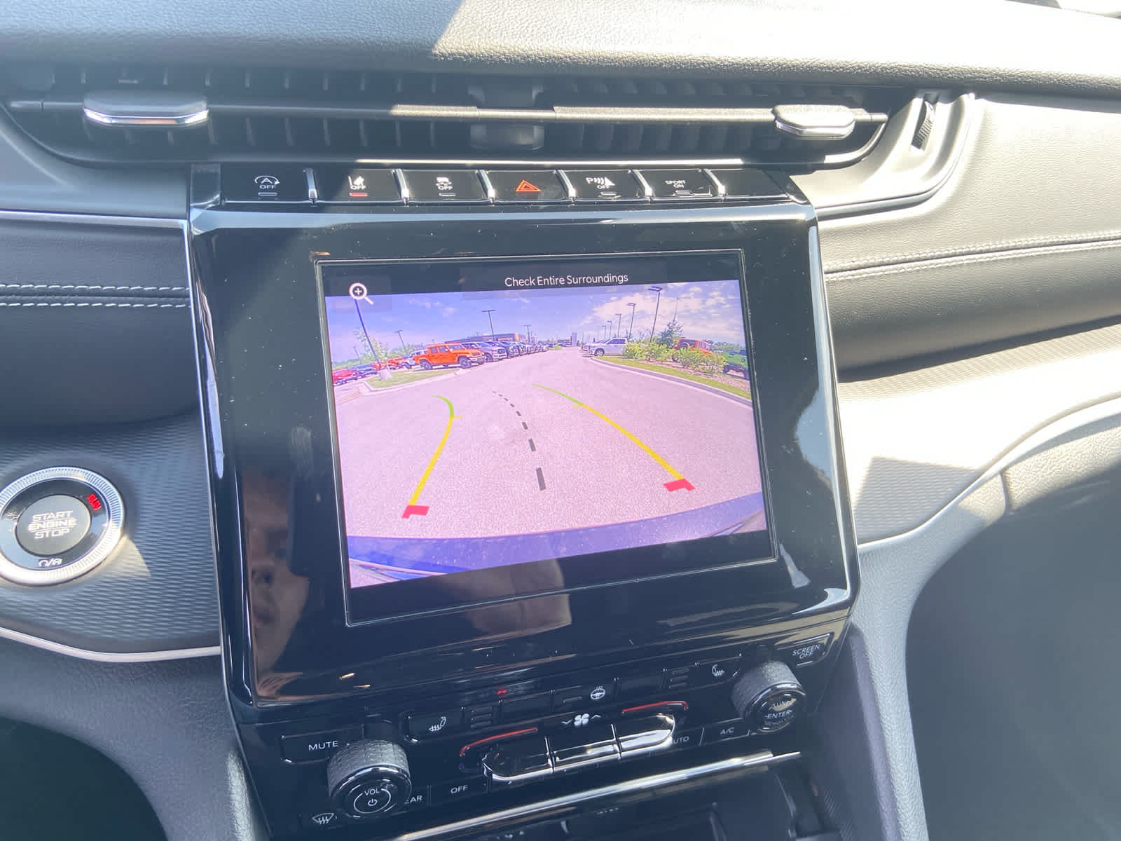 2025 Jeep Grand Cherokee Altitude photo 30