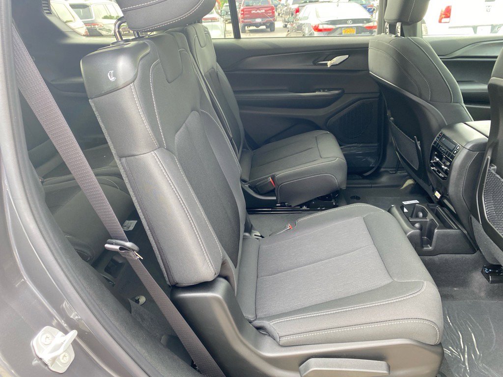 2025 Jeep Grand Cherokee L photo 15