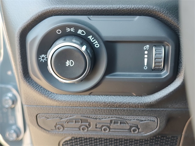 2025 Jeep Wrangler Sport S photo 23