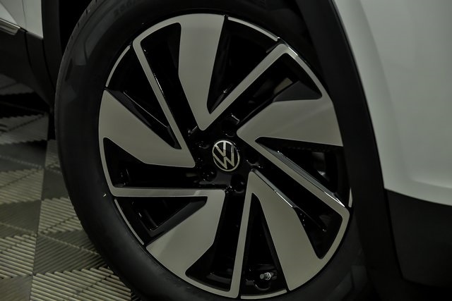 2026 Volkswagen Atlas SEL photo 3