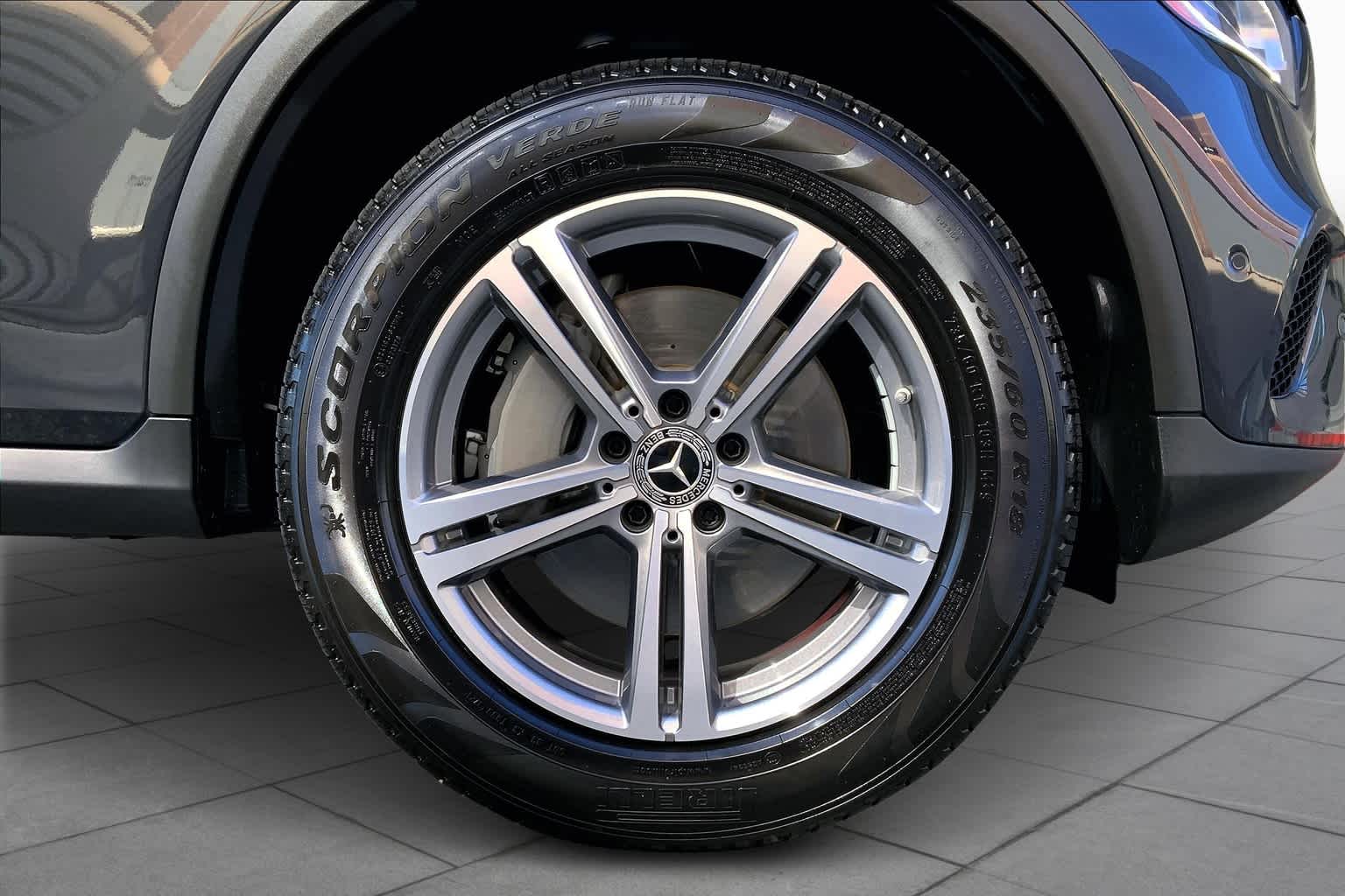2022 Mercedes Benz GLC 300 photo 10