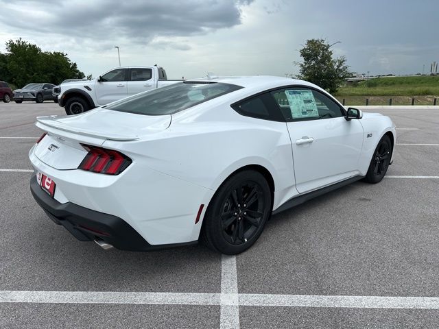 2025 Ford Mustang GT photo 7