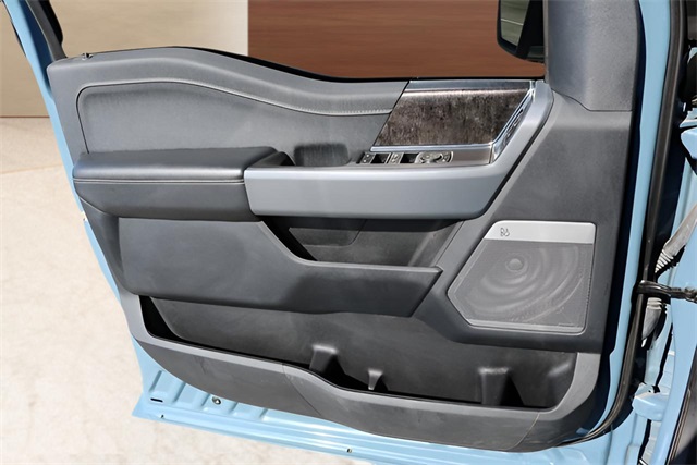 2023 Ford F-150 Lariat photo 11