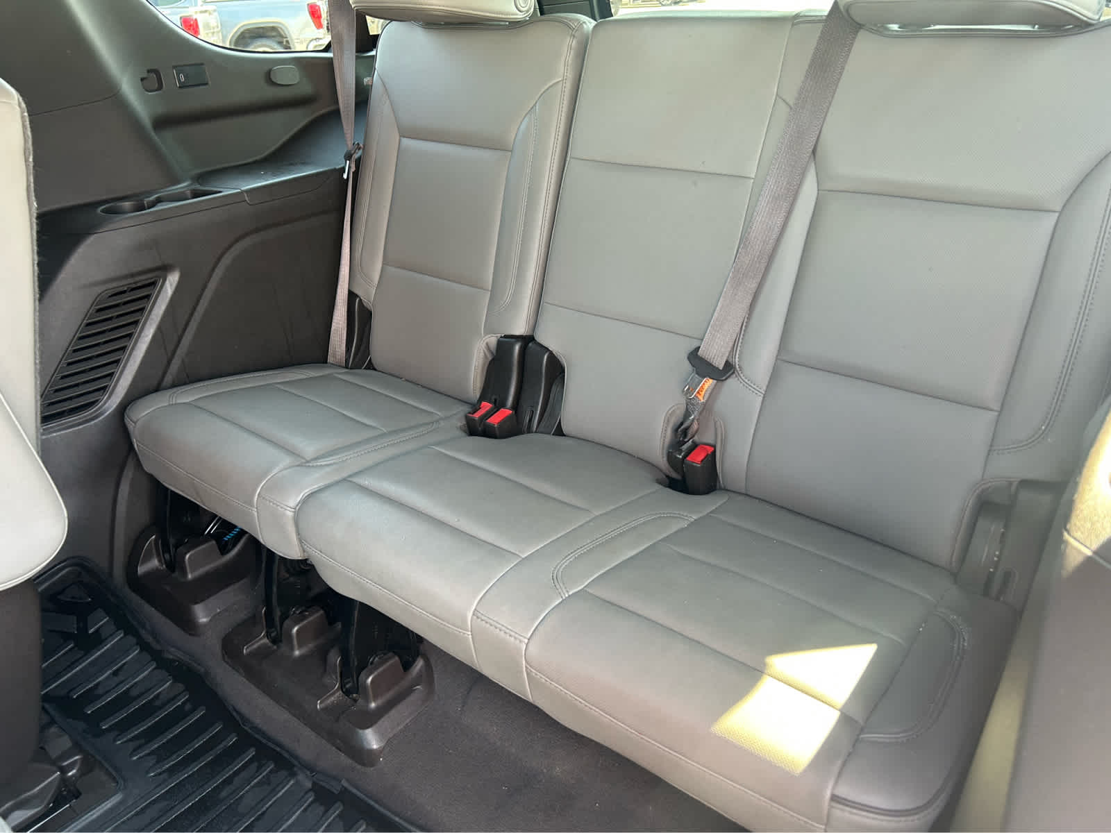 2023 Gmc Yukon SLT photo 27
