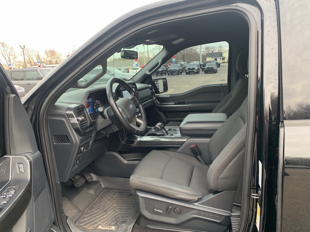 2022 Ford F-150 XLT photo 3