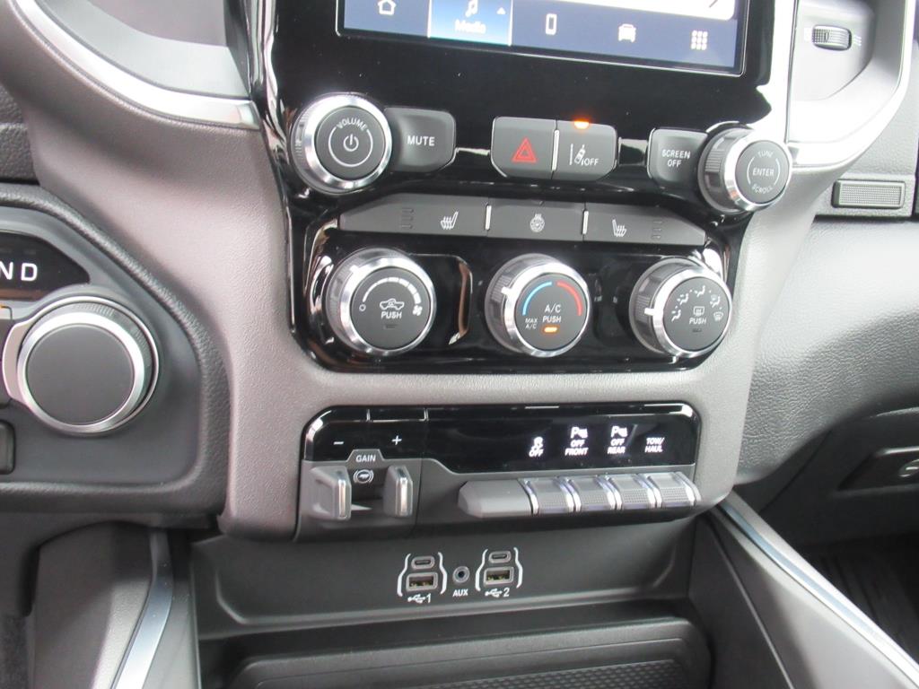 2025 Ram 1500 Big Horn Lone Star photo 25