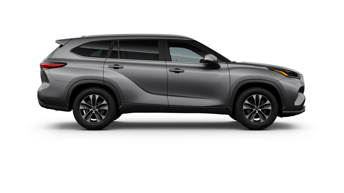 2025 Toyota Highlander XLE photo 12