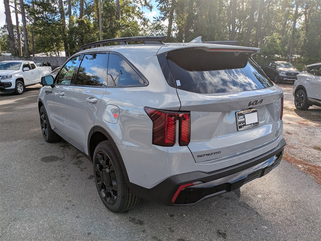 2026 Kia Sorento X-Line SX Prestige photo 4