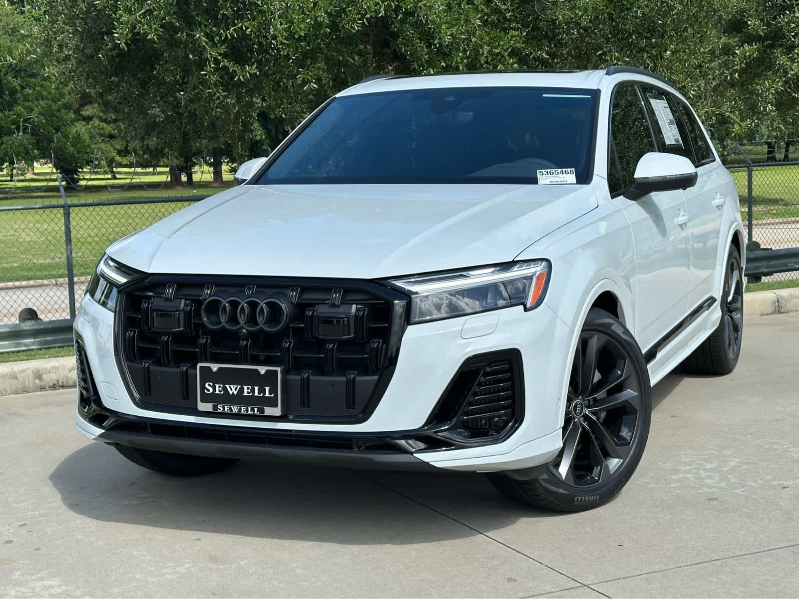2025 Audi Q7 Premium Plus