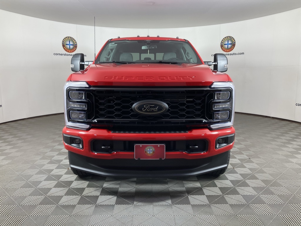 2025 Ford F-350 photo 6