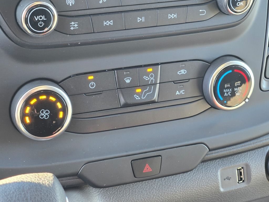 2024 Ford Transit Cargo Van photo 15