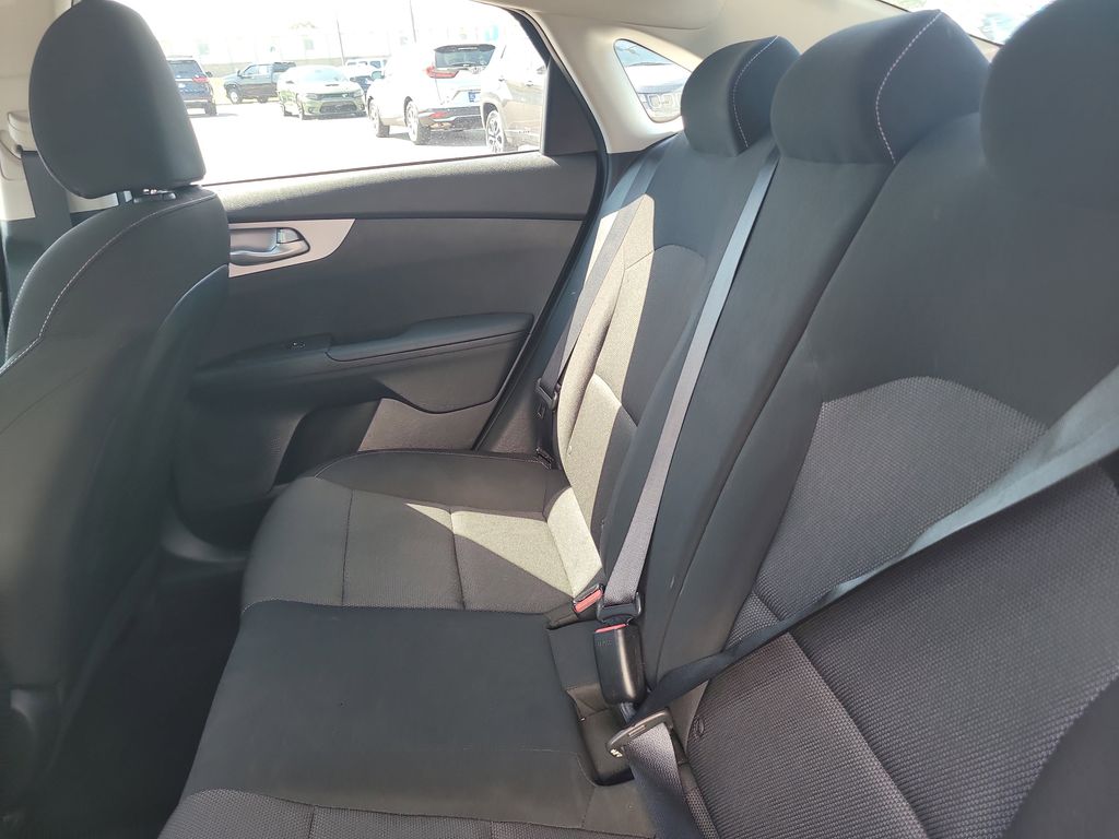 2024 Kia Forte LXS photo 21