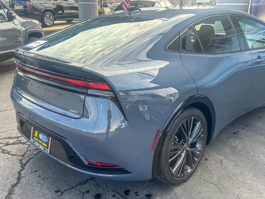 2025 TOYOTA PRIUS - Image 5