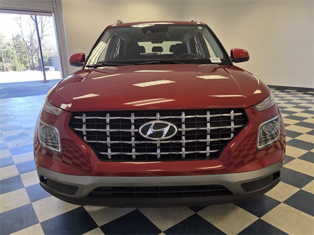 Used 2020 Hyundai Venue SEL with VIN KMHRC8A30LU032901 for sale in Warner Robins, GA