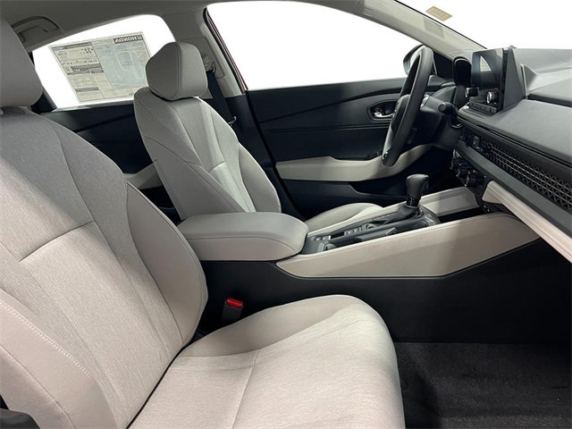 2025 Honda Accord LX photo 26