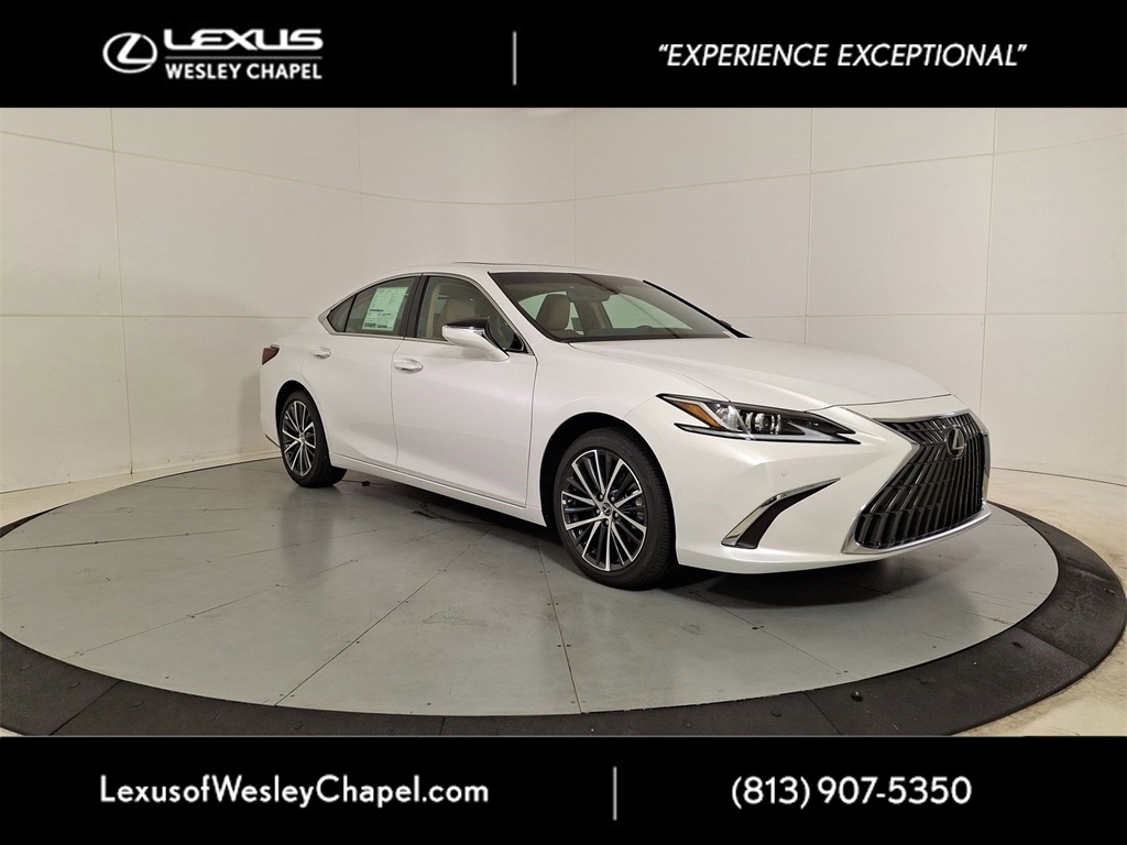 2025 Lexus ES 350's photo