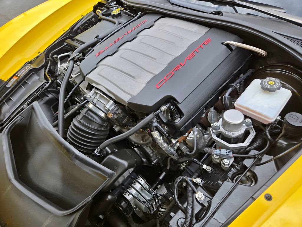 2016 Chevrolet Corvette Stingray Z51 1LT photo 15